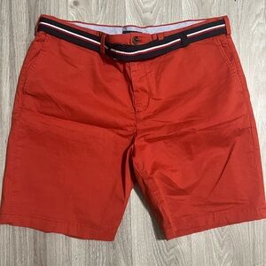 Tommy Hilfiger Red Chino Shorts Mens Size 40 With Stripe Belt Classic Preppy